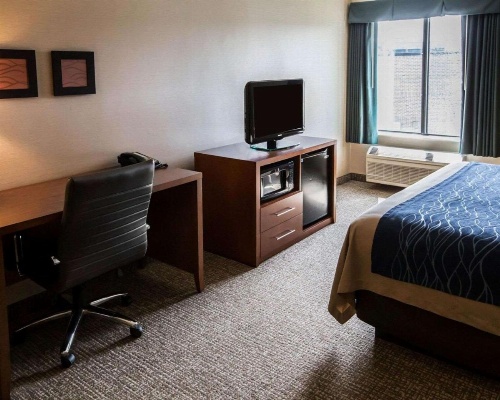 Comfort Inn Crystal Lake image 16